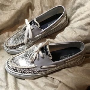 Sperry topsiders size 8